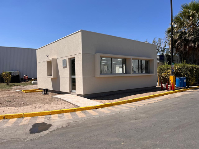 Edificio de control en planta industrial ejecutado por ONNA Constructora